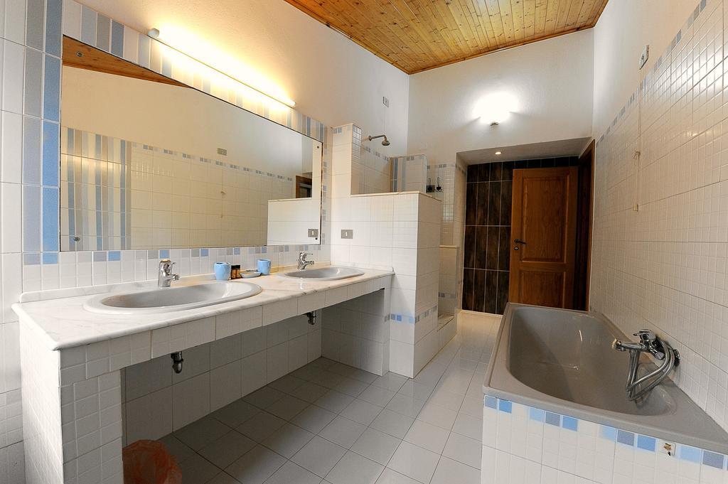 Bed and Breakfast Mancino Poggibonsi Habitación foto