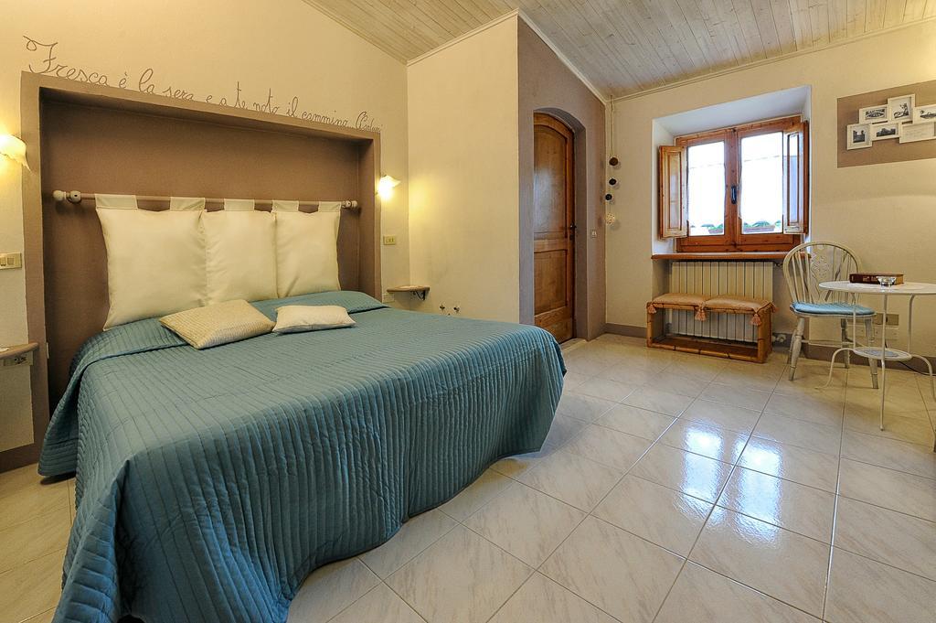 Bed and Breakfast Mancino Poggibonsi Habitación foto